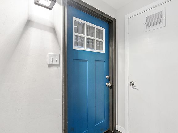 3rd image of 4833 W 11th Ave