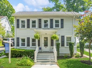 65 Madison St, Newton, NJ 07860