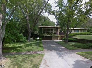 417 12th St, Baraboo, WI 53913