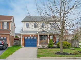 107 Garth Massey Dr, Cambridge, ON N1T2G7