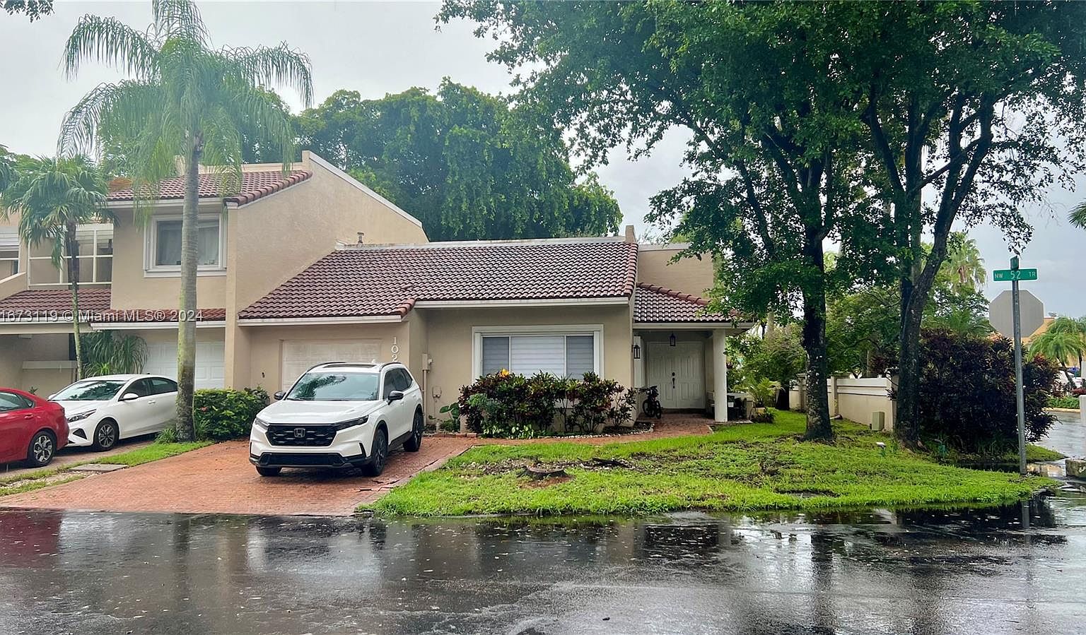 10236 NW 52nd Ter, Doral, FL 33178 | Zillow