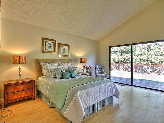 5th image of 43730 Vista Del Mar