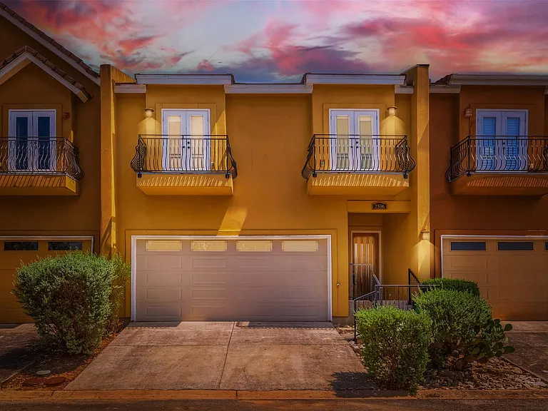 2506 Camden Park — Photo 1