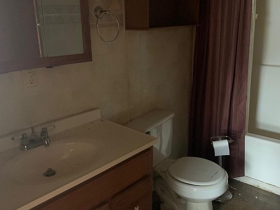 4th image of 200 Harrington Ave