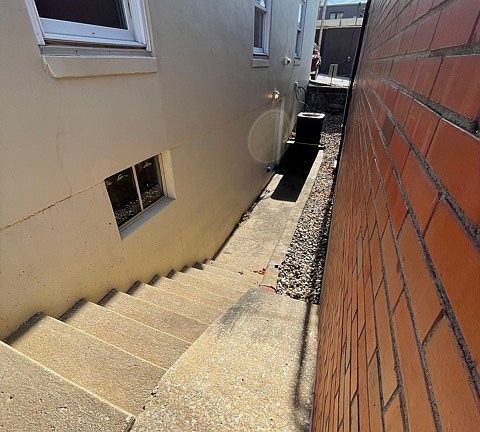 Side Entrance to the basement