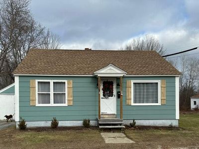 18 Elm Street, Norway, ME, 04268