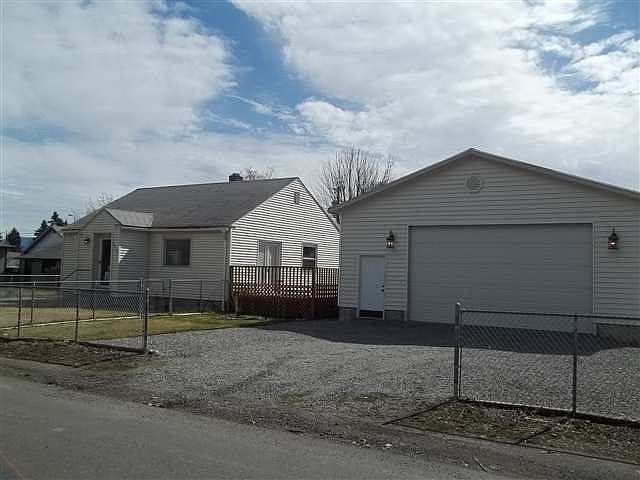 1st image of 8210 E Grace Ave