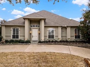 2300 Creekside Cir N, Irving, TX 75063