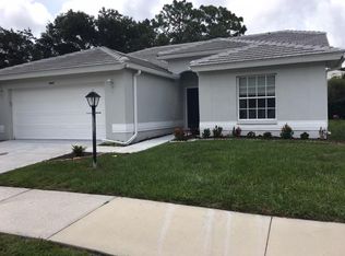 4457 Del Sol Blvd S, Sarasota, FL 34243