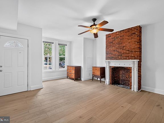 4th image of 717 L St NE