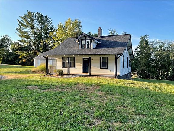 4th image of 2183 Westfield Rd