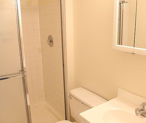 5th image of 4393 Ensbrook Ln