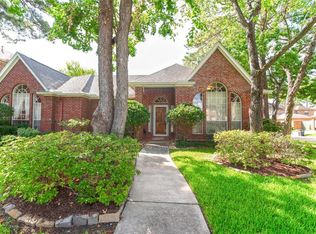 7911 Theiss Hill Dr, Spring, TX 77379