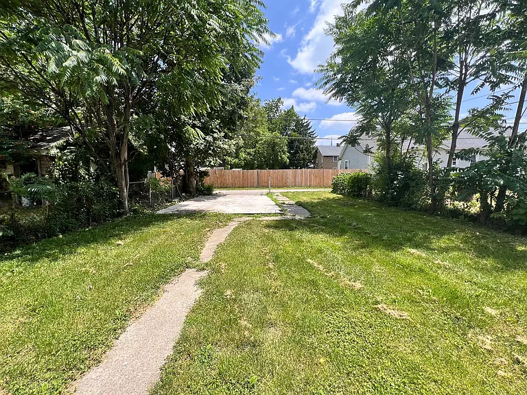 3010 Warsaw St — Photo 9