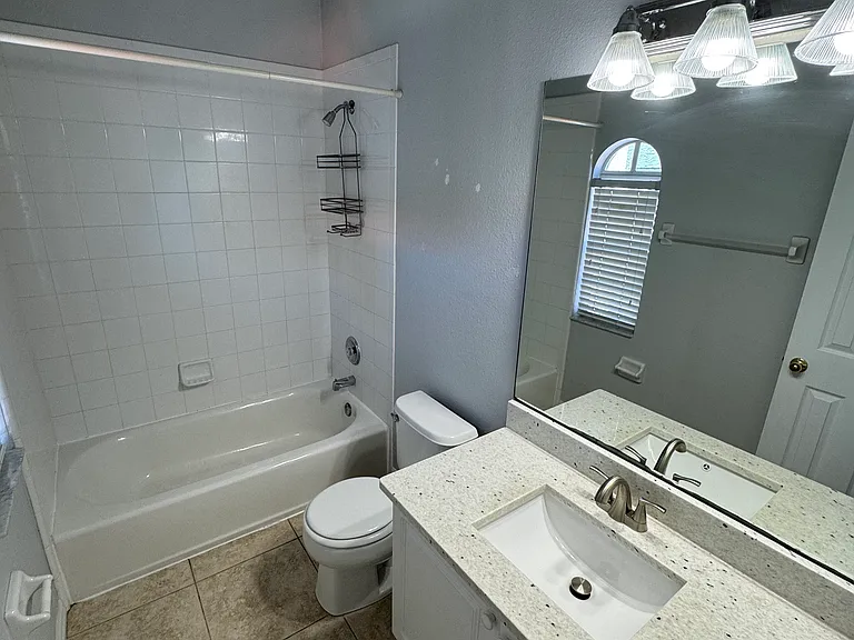 3014 W Grovewood Ct #G — Photo 12