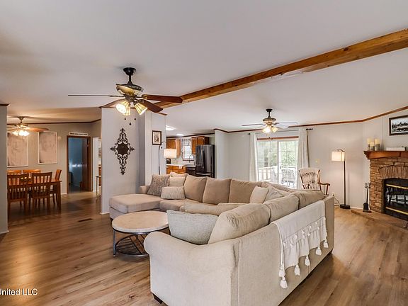 3rd image of 11073 Jolly Rd