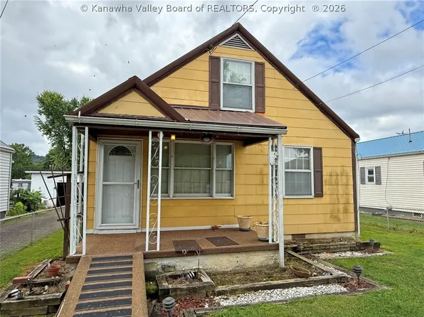 205 Marshall Ave, Dunbar, WV 25064