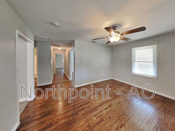 3rd image of 212 Morris St