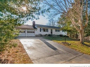 131 Longview Rd, Monroe, CT 06468