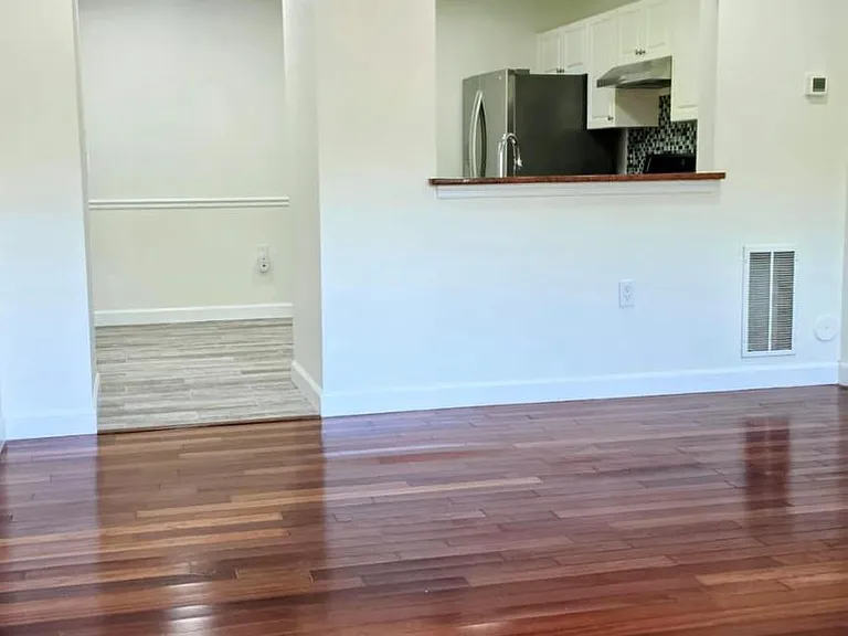 13860 Crosstie Dr — Photo 8