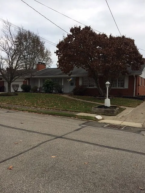 1069 Blossom Dr photo 1