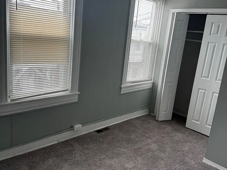 2619 E Fayette St — Photo 13
