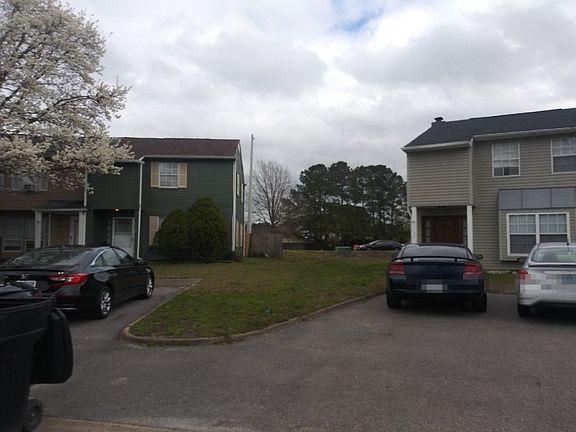 2nd image of 1522 Garland Way