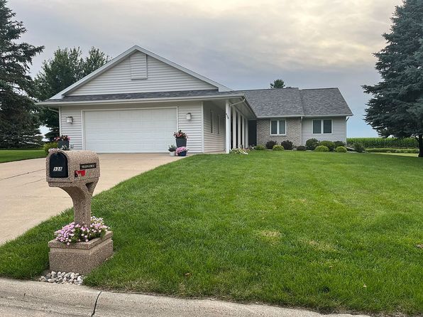 938 Leona Cir