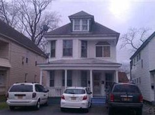 1782 Hamburg St, Schenectady, NY 12304