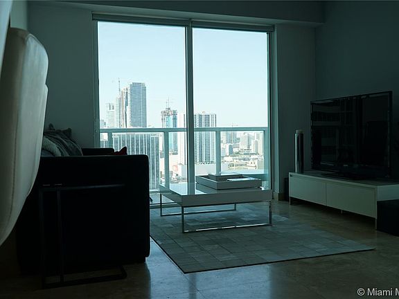 5th image of 1900 N Bayshore Dr #27
