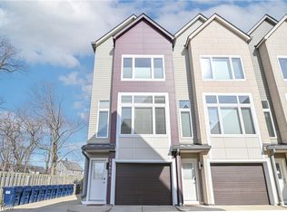 1565 E 118th St APT A, Cleveland, OH 44106
