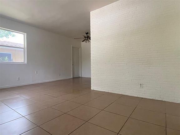 3rd image of 5321 NE 18th Ave Unit 2