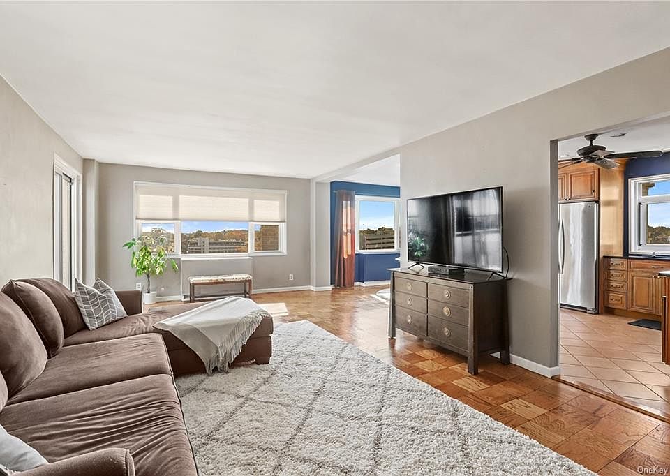 1st image of 300 Martine Ave APT 9J