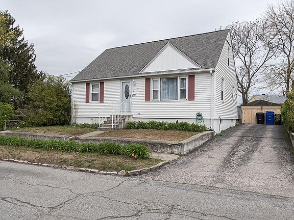 2nd image of 3 Oliver St