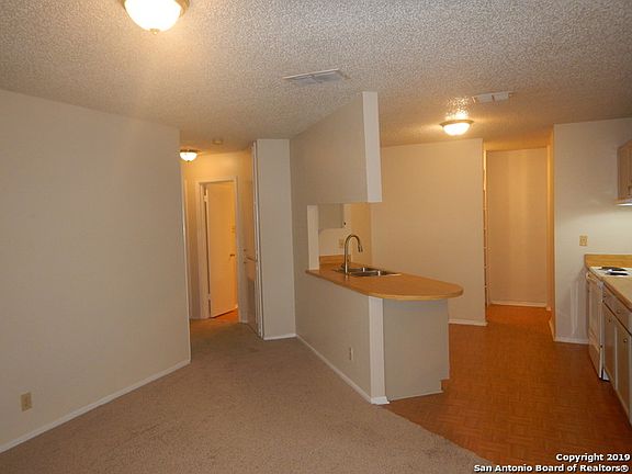 2nd image of 10406 Harbor Springs St