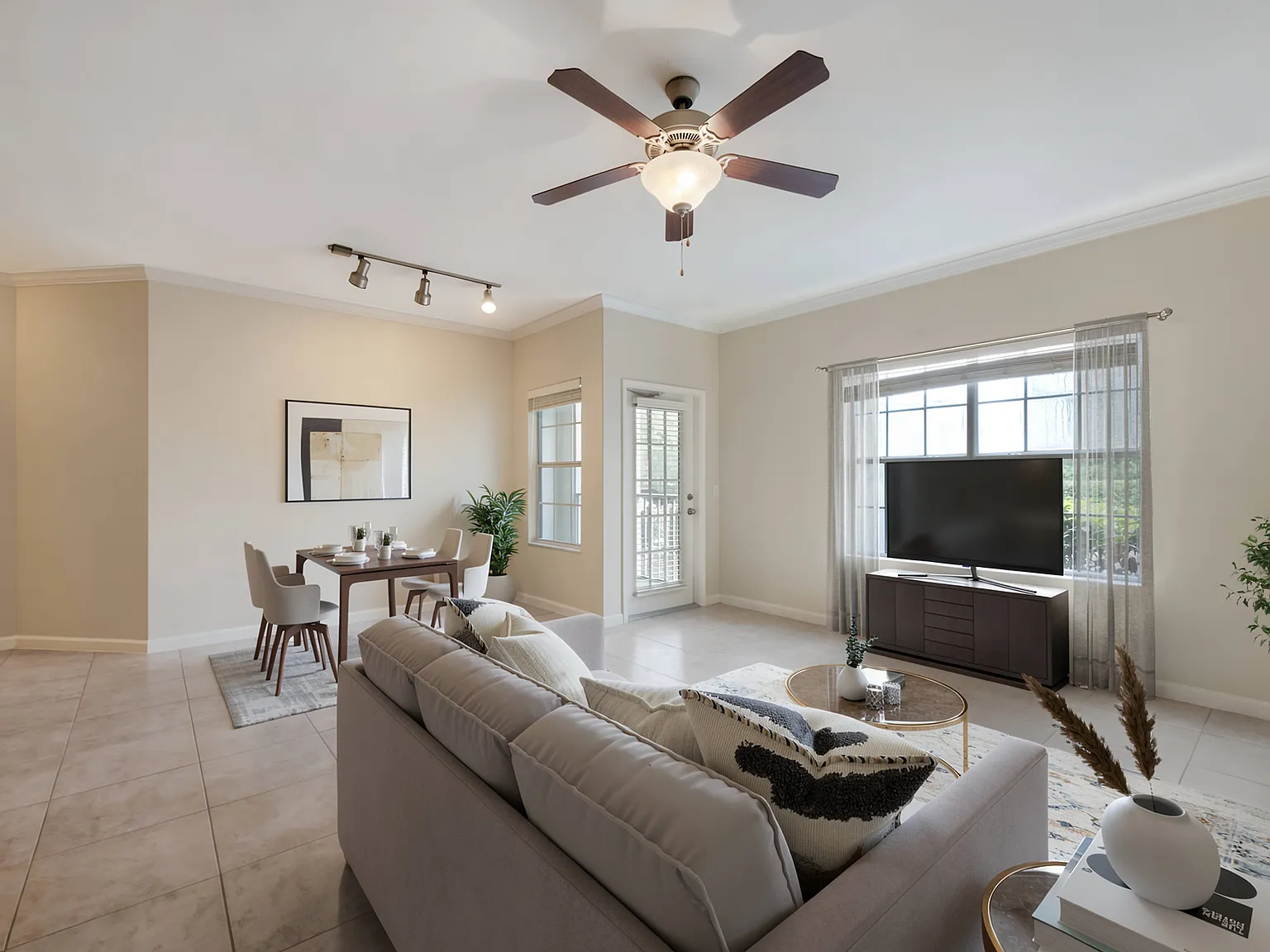 Estates at Heathbrook — Photo 4