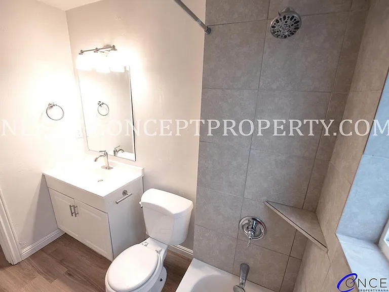 943-971 Chapel Dr — Photo 52