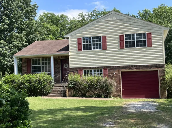 124 Grenadier Dr, Franklin, TN 37064