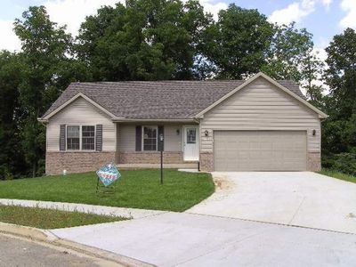 104 Stone Creek Ct, East Peoria, IL, 61611