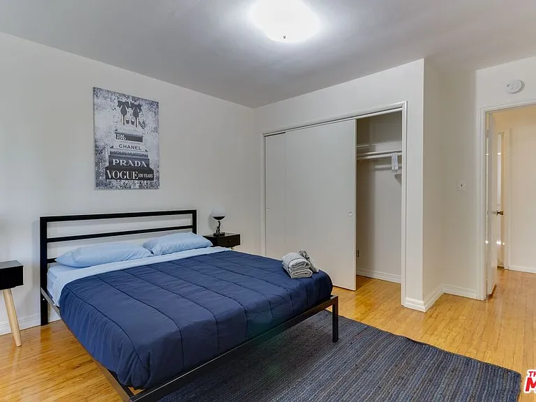 140 S Madison Ave — Photo 19