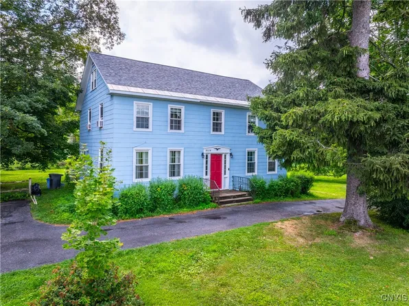 8024 Kellogg St, Clinton, NY 13323