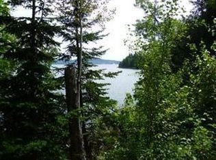 866 River Rd, Calais, ME 04619