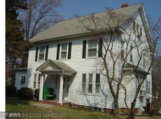 3 Saint Timothys Ln APT 3, Catonsville, MD 21228