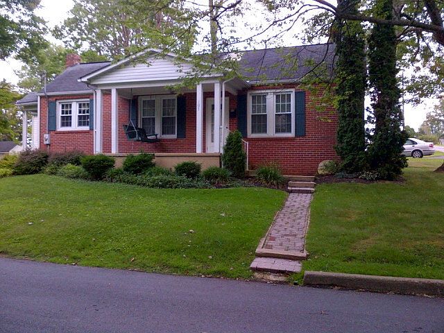 1st image of 107 Hillpark Dr