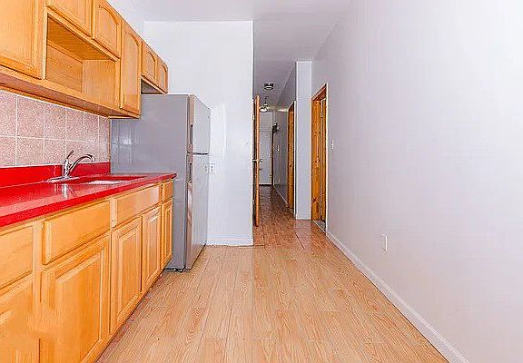 5th image of 570 Saint Marks Ave #C