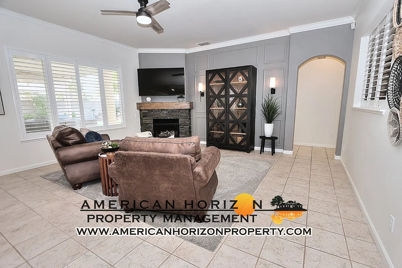2 bed, 1635 sqft, $2,850 — Photo 2