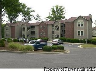698 Bartons Landing Pl APT 7, Fayetteville, NC 28314