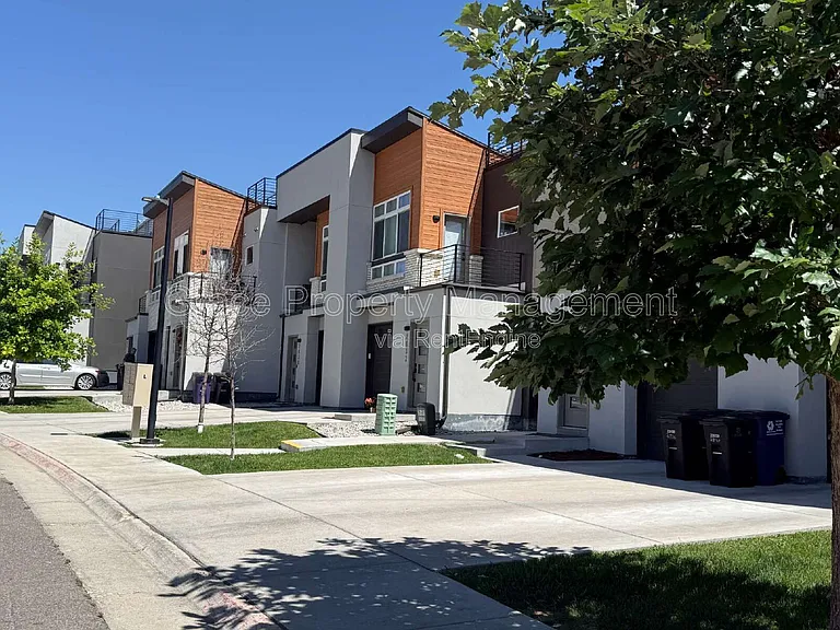 2820 W 53rd Ave — Photo 29
