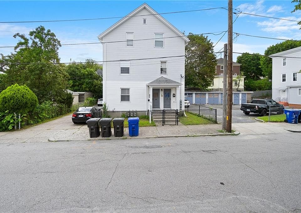 20 Lewis St, Central Falls, RI 02863 Zillow