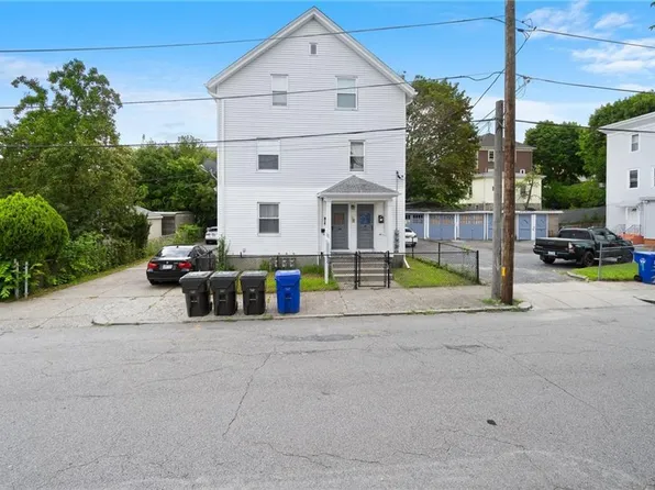 20 Lewis St, Central Falls, RI 02863